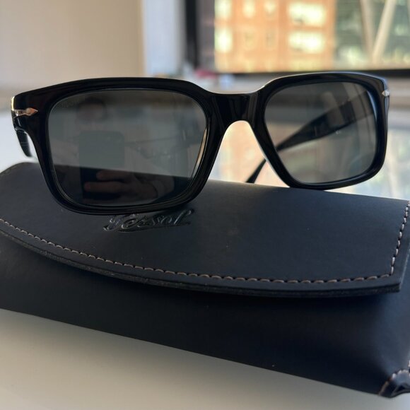 Persol PO 3272S Polarized Mens Sunlasses - Picture 2 of 5